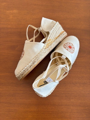Salvi handmade espadrilles with mandala embroidery, ecru, size 39, like new
