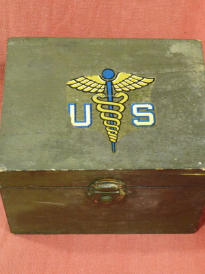 Υγειονομική αμερικάνικη συλλογή μικροβιολόγου Β΄ΠΠ μεταχειρισμένη, ξύλινη