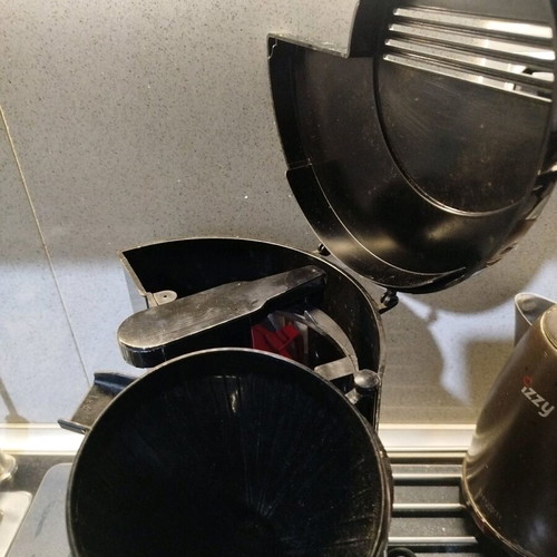 Coffee maker used for 10 cups