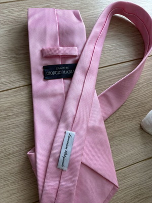 Silk tie pink new