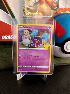 Cosmog Holo card new NM/M 013/025