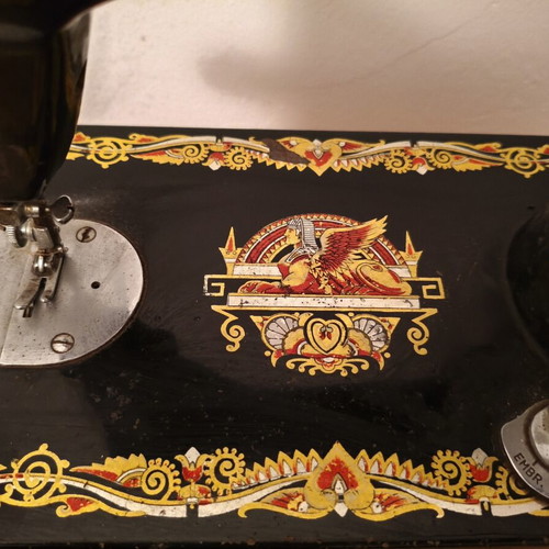 Shmens vintage sewing machine head used, decorative motifs