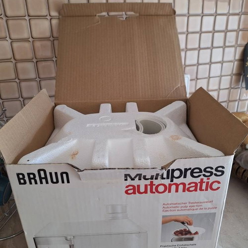 Braun Multipress Automatic juicer new, collectible item
