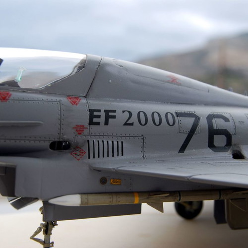 Plastic model Eurofighter EF-2000 1/48 new