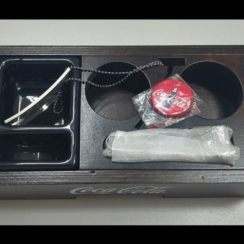 Collectible Coca Cola Serving Set new, wooden