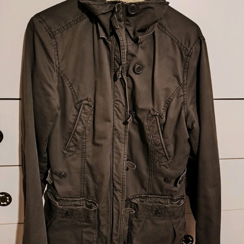 Brown jacket size L like new