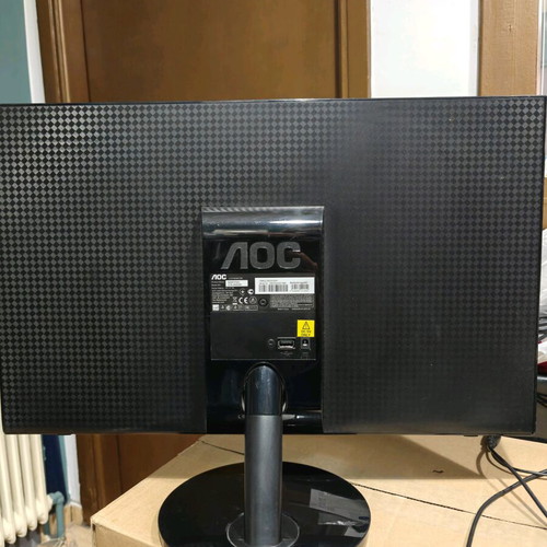 AOC 22" USB (DisplayLink) monitor used, ideal as second screen