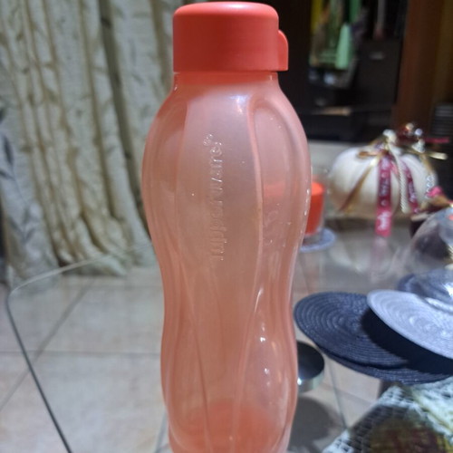 Tupperware water bottle 500ml like new