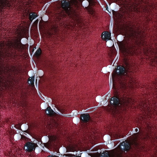 Handmade jewelry set with silver 925, onyx and white stones, like new