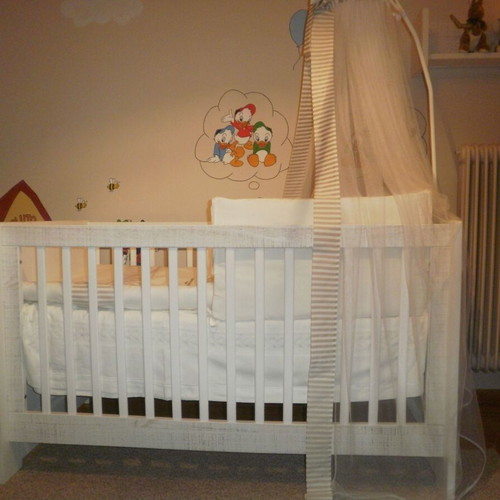 Baby-Preteen Cot Bed like new with anatomical mattress