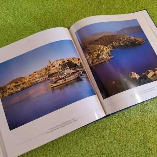 View To The Aegean Sea 1st edition book like new, bilingual