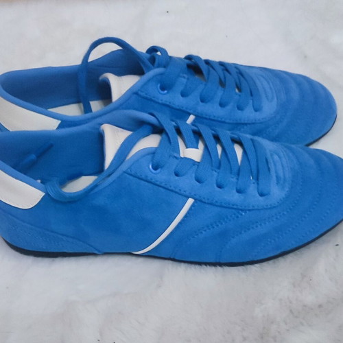 Zara sneakers size 40 like new, blue athletic shoes