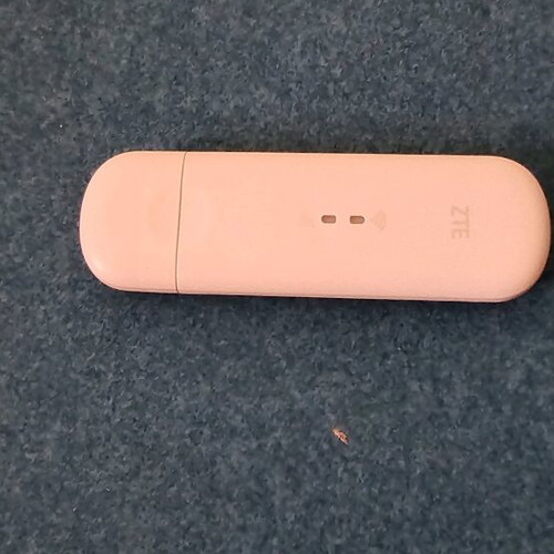 ZTE 4G USB modem like new
