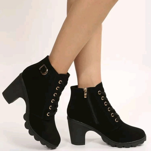 High ankle boots like new, black, size 40