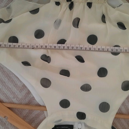 Beige polka dot dress Large new Trendyol