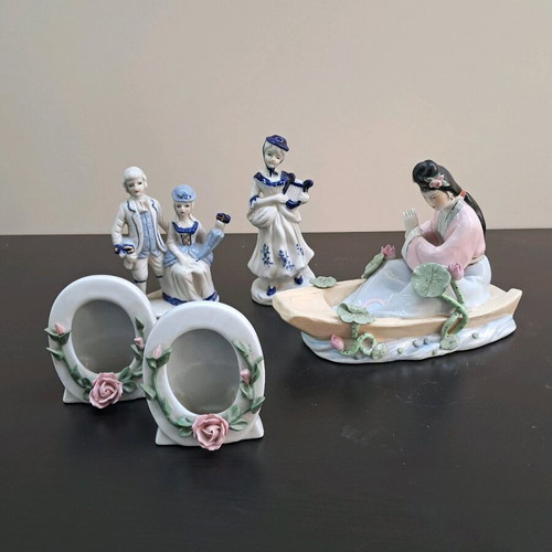 Porcelain decorations like new, set of 6 pieces