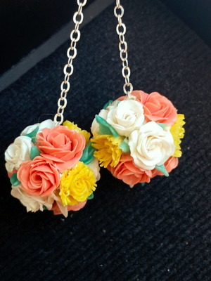 Pendant earrings