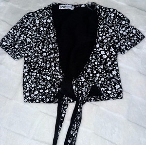 tie crop top