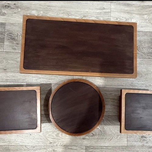 Display stand set of 4 like new