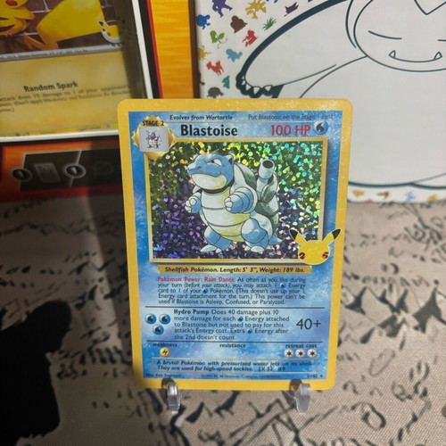Pokemon card Blastoise holographic new - 34,99 - Vendora.cy Pokemon card Blastoise holographic new - 34,99 - Vendora.cy