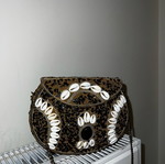 Handmade crossbody bag with shells like new