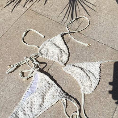 Sea shell bikini like new, off white, size S-M without inserts