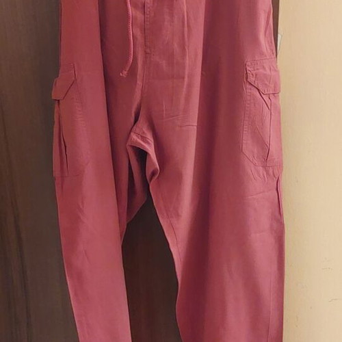 Pants like new, unisex XL size