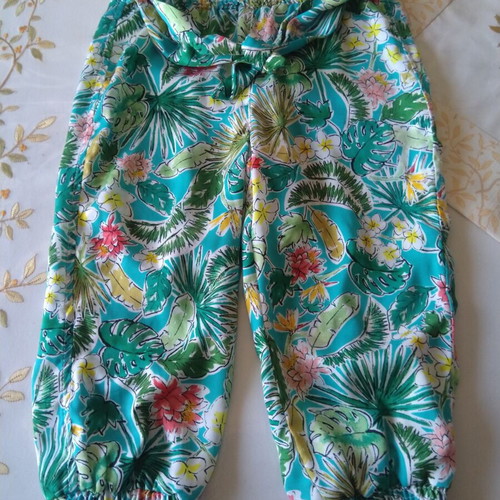 Summer pants for girl 3-4 years like new, size 104 cm