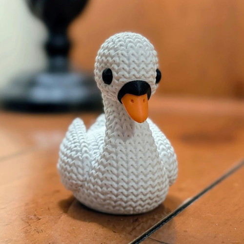 Swan figure for bombonieres new with crosset texture