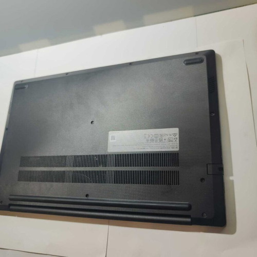 Lenovo V15 G2 IGL laptop barebone used, no RAM SSD charger
