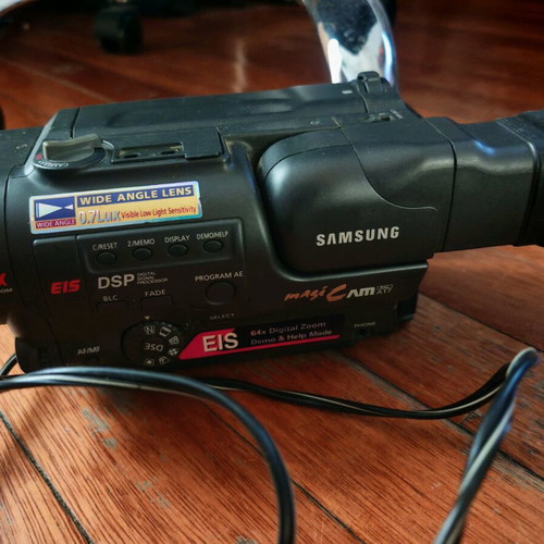 Old camcorders for parts or repair, pack of 5