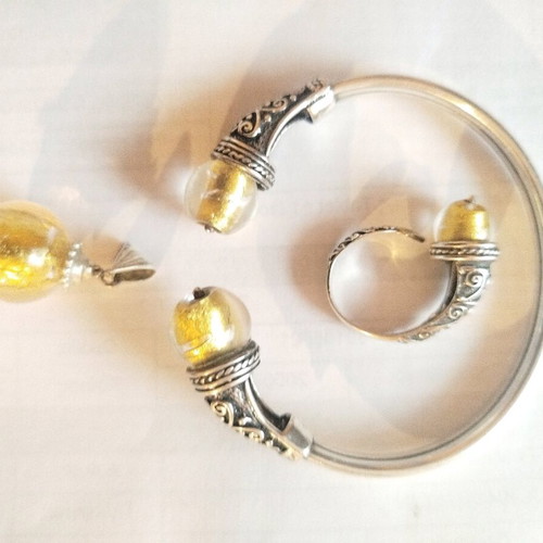 925 Silver Jewelry Set like new with glass beads and gold leaf accents