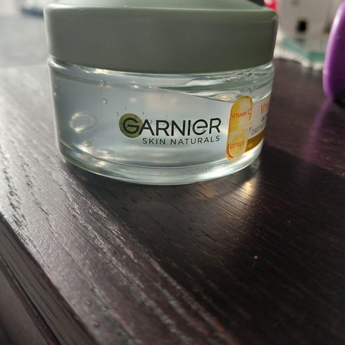 Face moisturizing set with vitamin C serum and cream like new