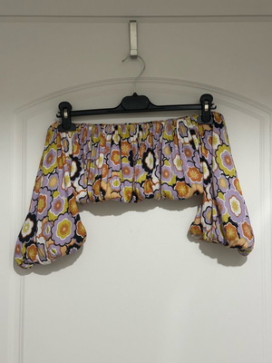 Sfera floral strapless top like new, multicolor