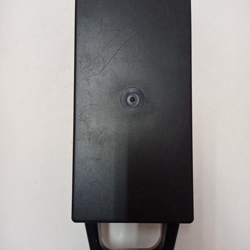 Hard cassette case used with 9 cassettes and one empty slot