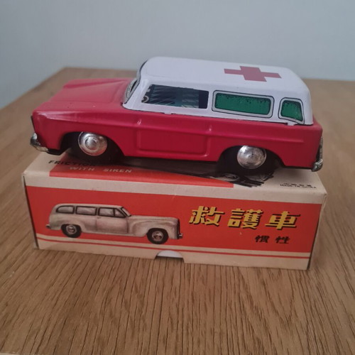 MF732 Tin Ambulance with Box 1972 like new