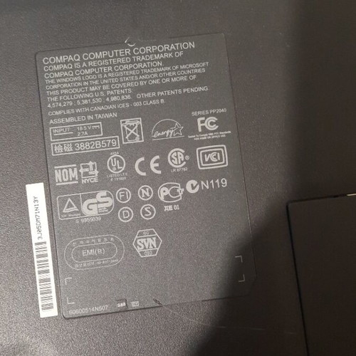 Compaq Armada Series PP2040 vintage laptop without charger