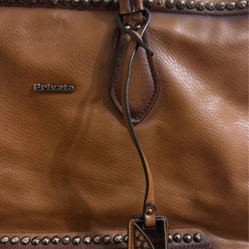 Privata large camel shoulder bag like new