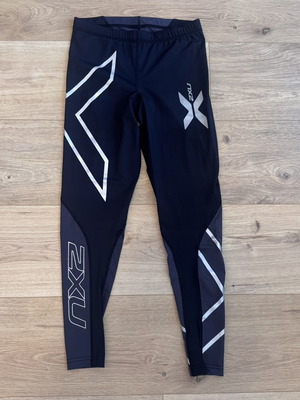 2XU Womens Elite Wind Defence Compression 7/8 Tights Black Small like new