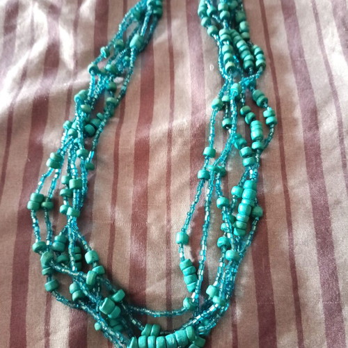 Boho turquoise necklace like new