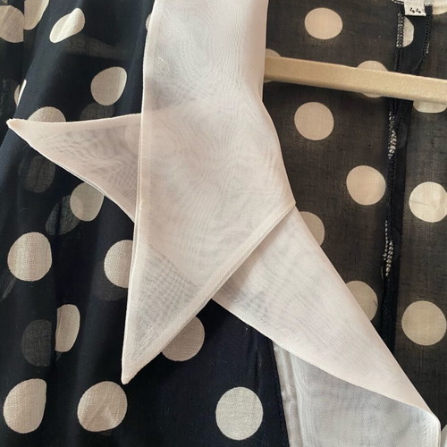 Short jacket with large polka dots, like new, XXL