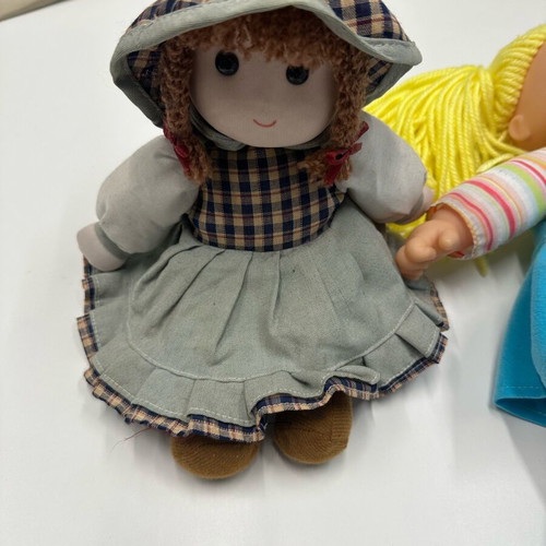 Dolls like new, set of 2 with basket