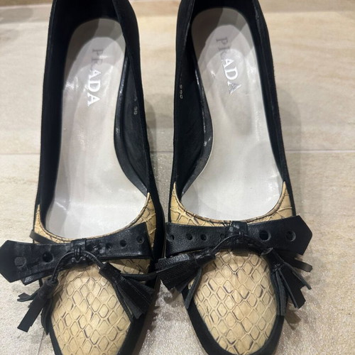 Prada pumps used, suede and leather, size 38