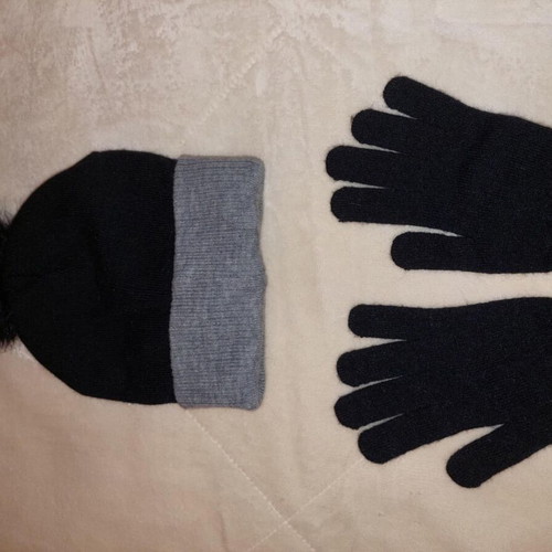 Stamion hat and gloves set new, black and gray