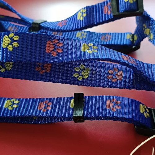 Dog harness new with adjustable size 22-40cm