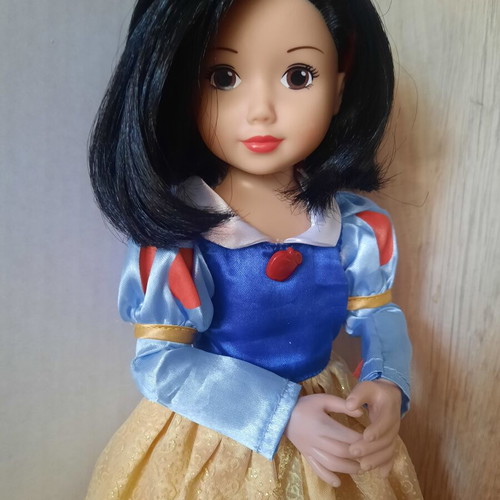 Jolina Ballerina Snow White doll by Zapf Creation, like new