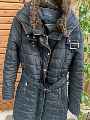 Quilted jacket like new, size S, black with brown fur