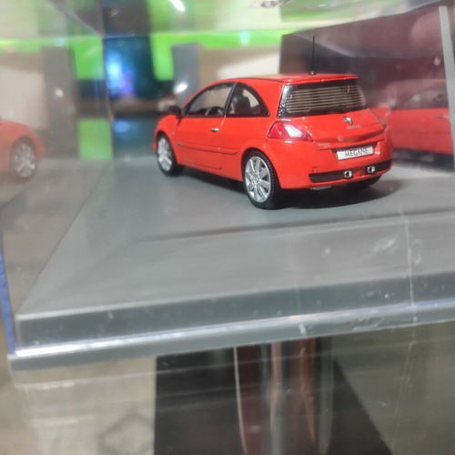 Renault Megane RS μοντέλο 1/43, πορτοκαλί μεταλλικό