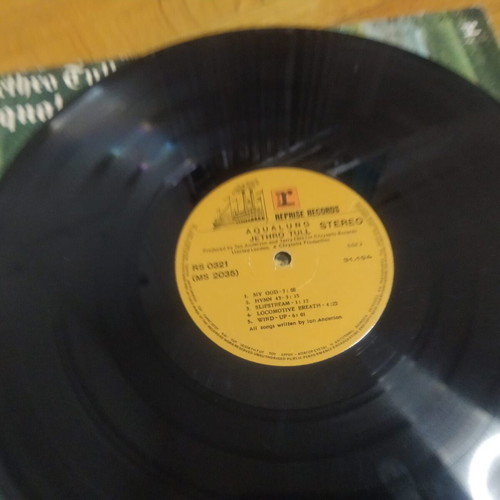 Jethro Tull Aqualung LP signed by Ian Anderson used, rock