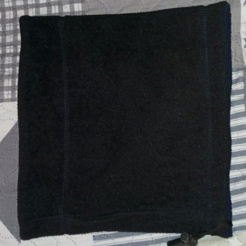 Winter neck warmer like new, dark blue and black
